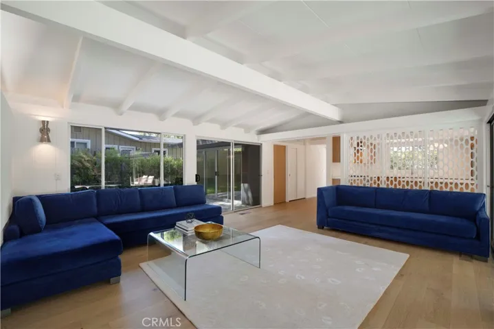 3505 El Lado, Glendale, California 91208
