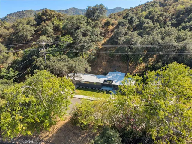 3505 El Lado, Glendale, California 91208