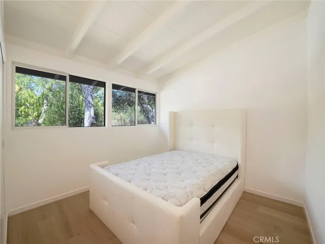 3505 El Lado, Glendale, California 91208
