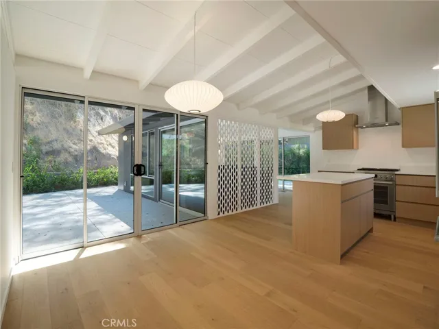 3505 El Lado, Glendale, California 91208