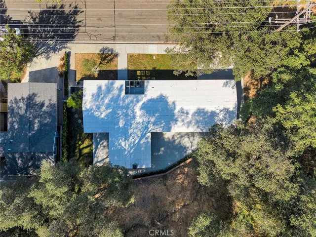 3505 El Lado, Glendale, California 91208