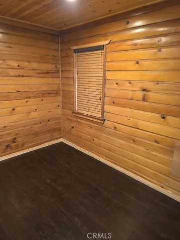 542 Highland Road, Big Bear Lake, California 92315