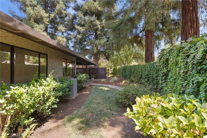 32 Northwood Commons Place, Chico, California 95973