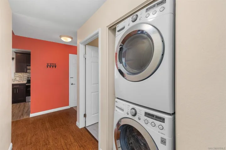 930 Via Mil Cumbres 142, Solana Beach, California 92075