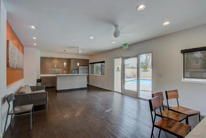 930 Via Mil Cumbres 142, Solana Beach, California 92075