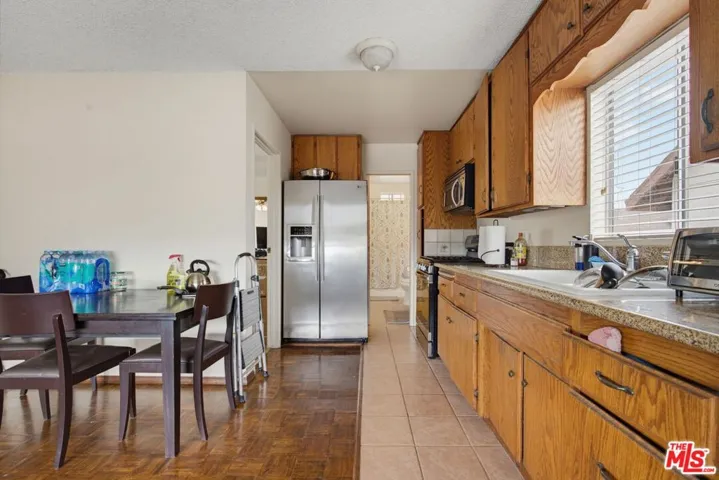 291 Simmons Avenue, Montebello, California 90640