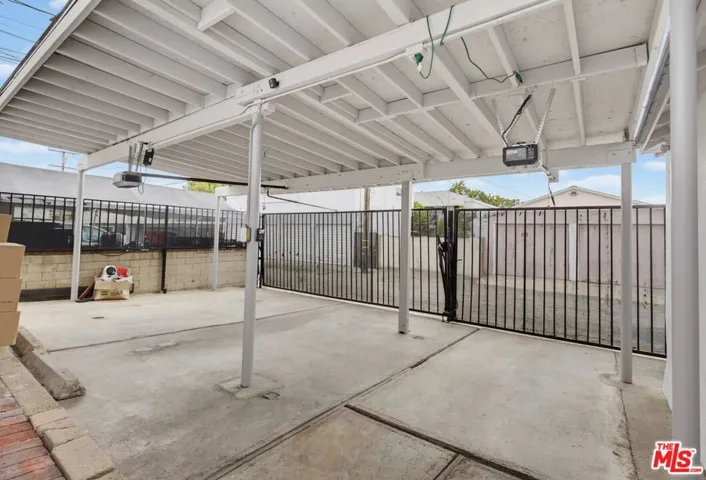 3 Car gated carport