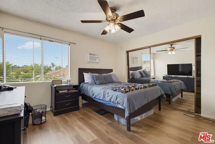 Rear Unit 2nd floor bedroom