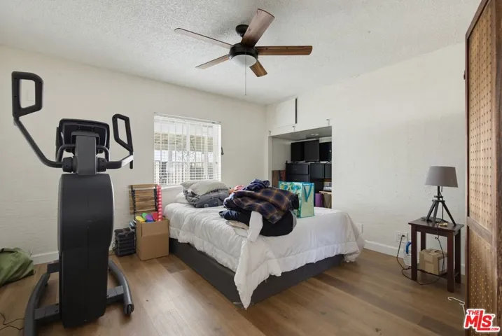 Rear Unit 1st floor bedroom