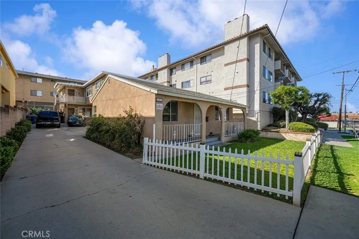 26011 Belle Porte, Harbor City, California 90710 — photo 4