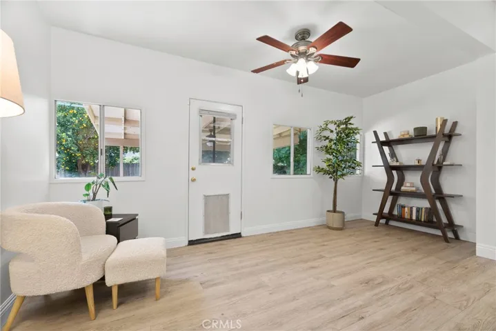 20310 Londelius, Winnetka, California 91306