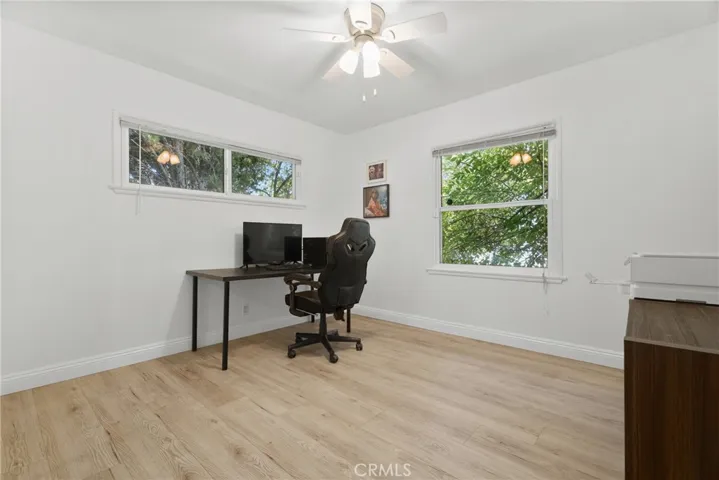 20310 Londelius, Winnetka, California 91306
