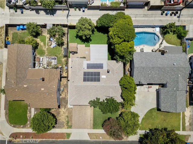 20310 Londelius, Winnetka, California 91306