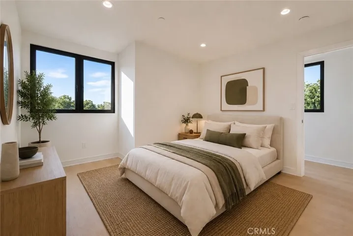 2676 Newell Street, Los Angeles, California 90039