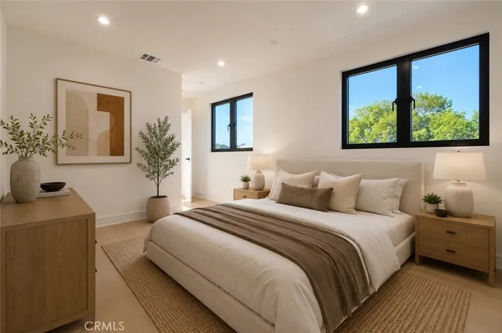 2676 Newell Street, Los Angeles, California 90039