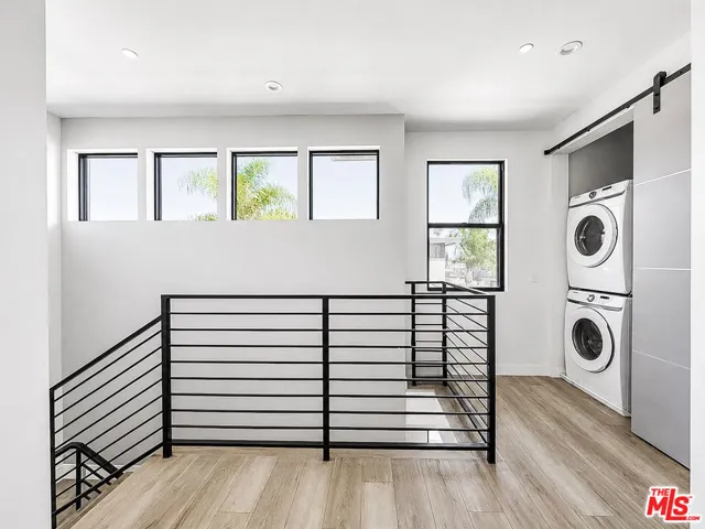 13354 Beach Avenue, Marina Del Rey, California 90292