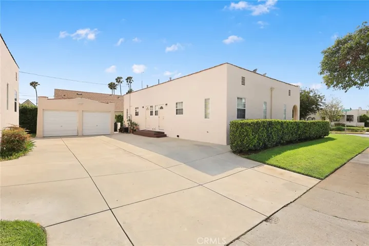 2306 W Alhambra Road, Alhambra, California 91801