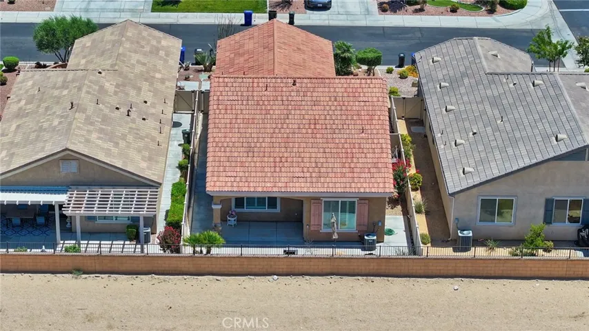 10404 Darby Road, Apple Valley, California 92308