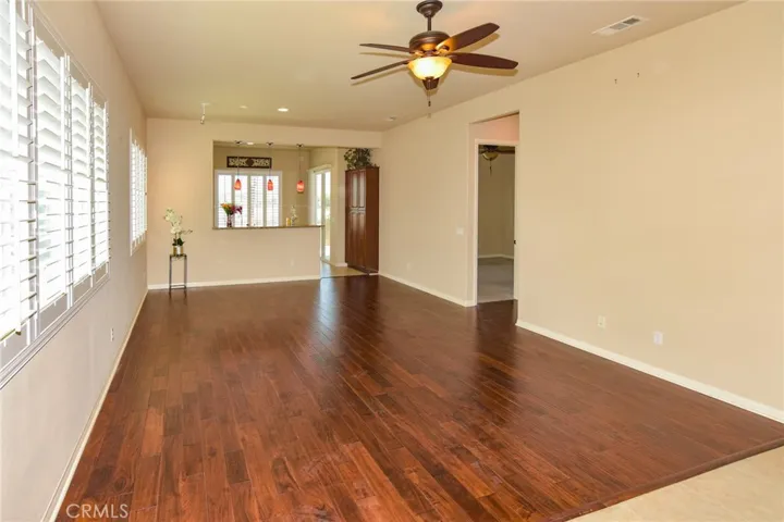10404 Darby Road, Apple Valley, California 92308