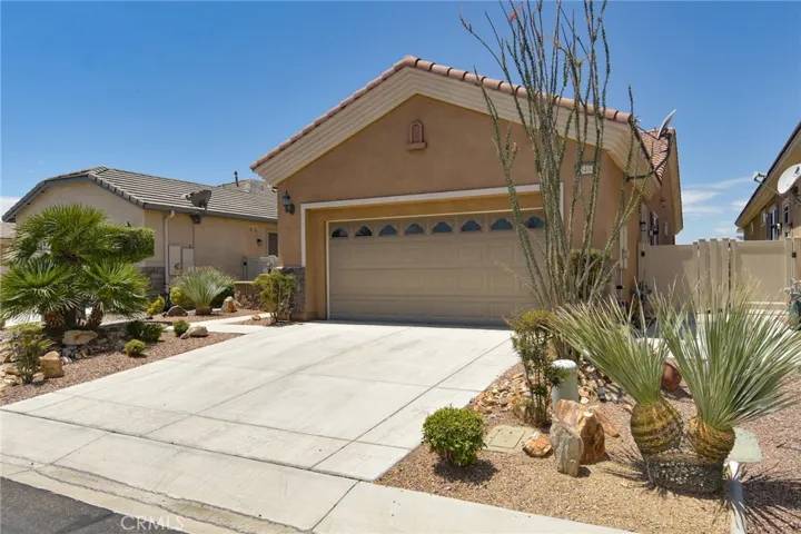 10404 Darby Road, Apple Valley, California 92308