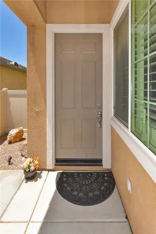 10404 Darby Road, Apple Valley, California 92308