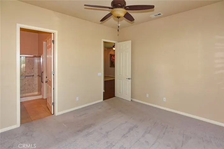 10404 Darby Road, Apple Valley, California 92308