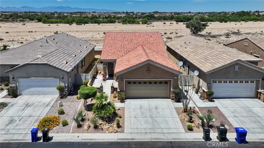 10404 Darby Road, Apple Valley, California 92308