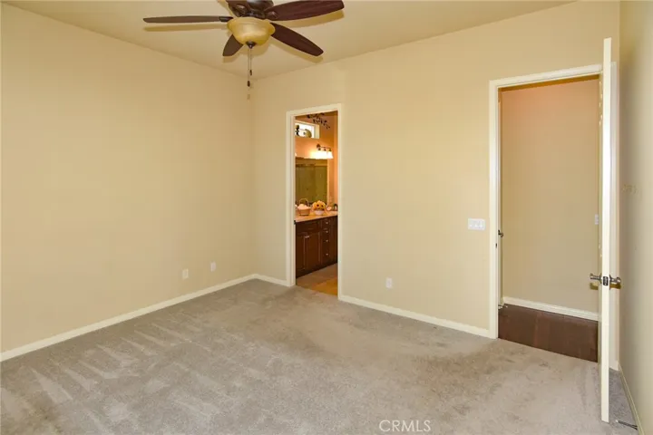 10404 Darby Road, Apple Valley, California 92308