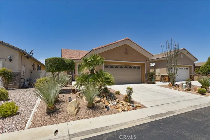 10404 Darby Road, Apple Valley, California 92308