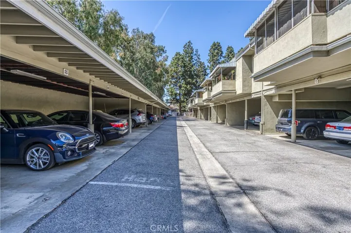 4353 Colfax Avenue 13, Studio City, California 91604