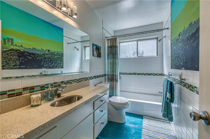 4353 Colfax Avenue 13, Studio City, California 91604