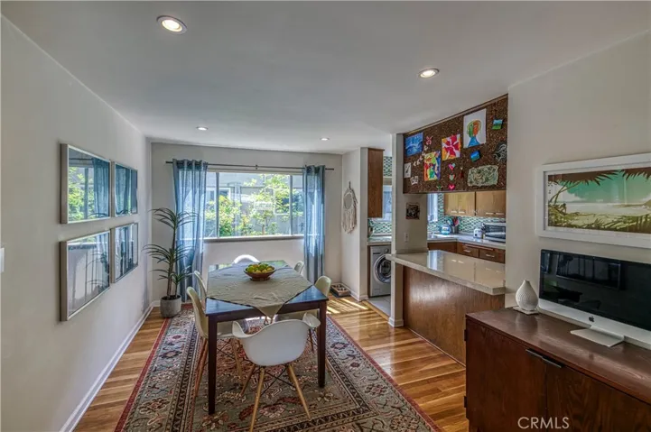 4353 Colfax Avenue 13, Studio City, California 91604