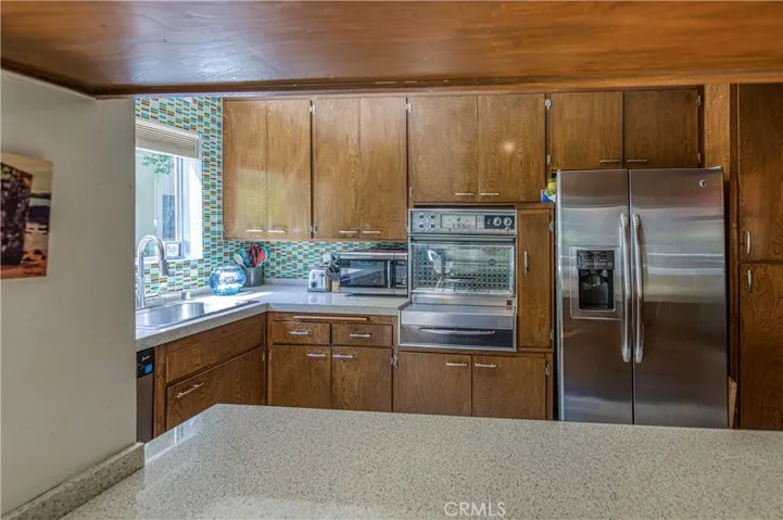 4353 Colfax Avenue 13, Studio City, California 91604