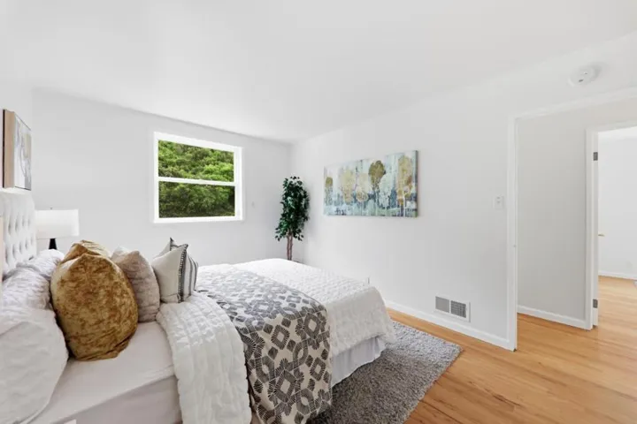 725 Clarinada Avenue, Daly City, California 94015