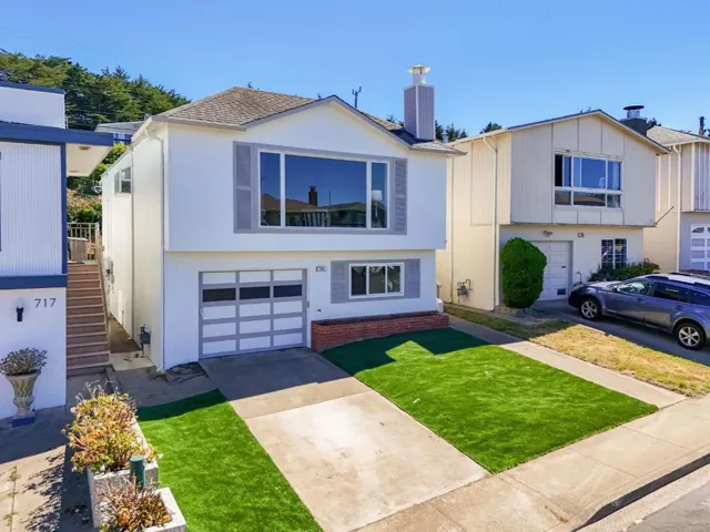 725 Clarinada Avenue, Daly City, California 94015