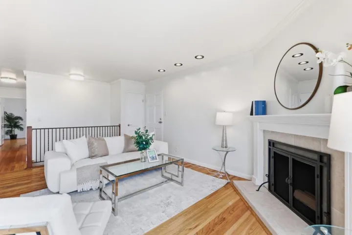 725 Clarinada Avenue, Daly City, California 94015