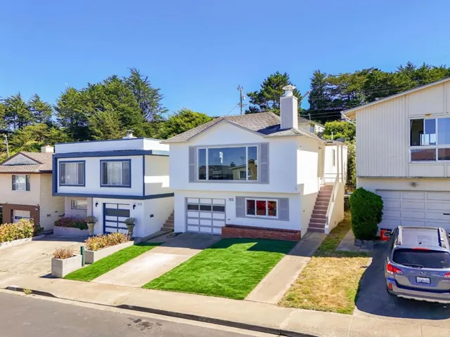 725 Clarinada Avenue, Daly City, California 94015