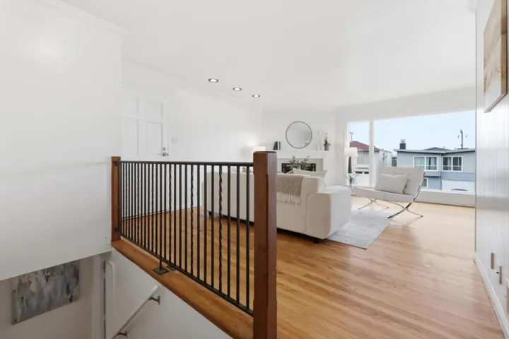 725 Clarinada Avenue, Daly City, California 94015