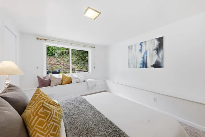 725 Clarinada Avenue, Daly City, California 94015