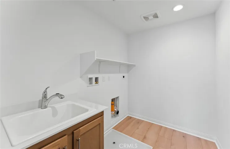 4248 East Flutter Privado, Ontario, California 91761