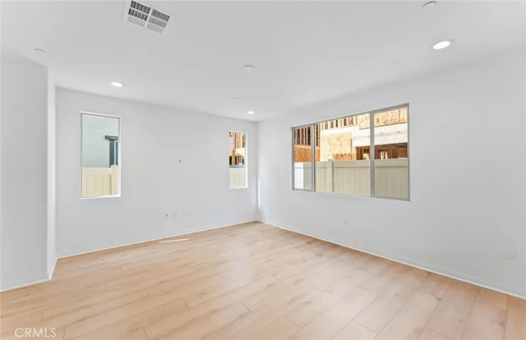 4248 East Flutter Privado, Ontario, California 91761