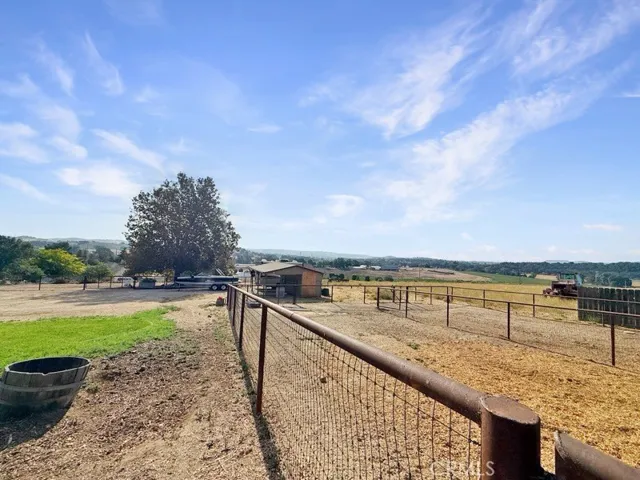 1380 Shane, Templeton, California 93465 — photo 4