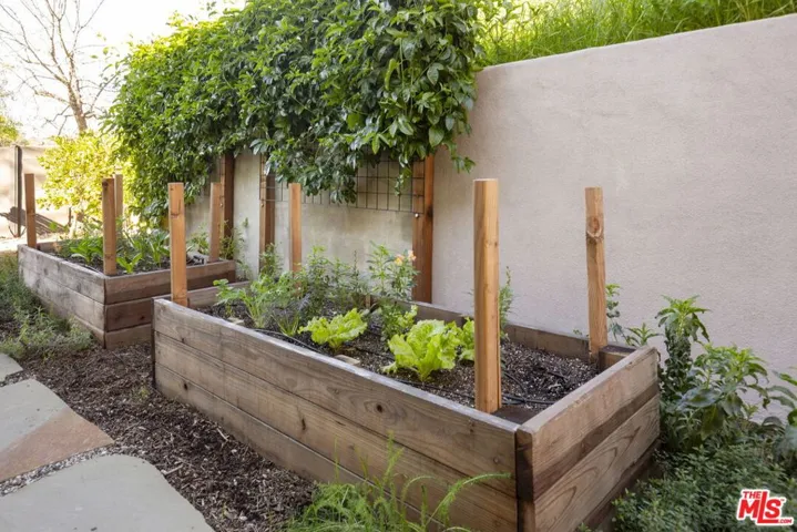 4535 Dudley Drive, Los Angeles, California 90032