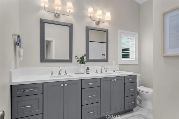 Upstairs Bathroom