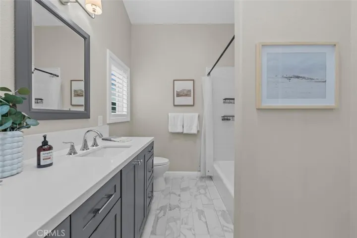 Upstairs Bathroom