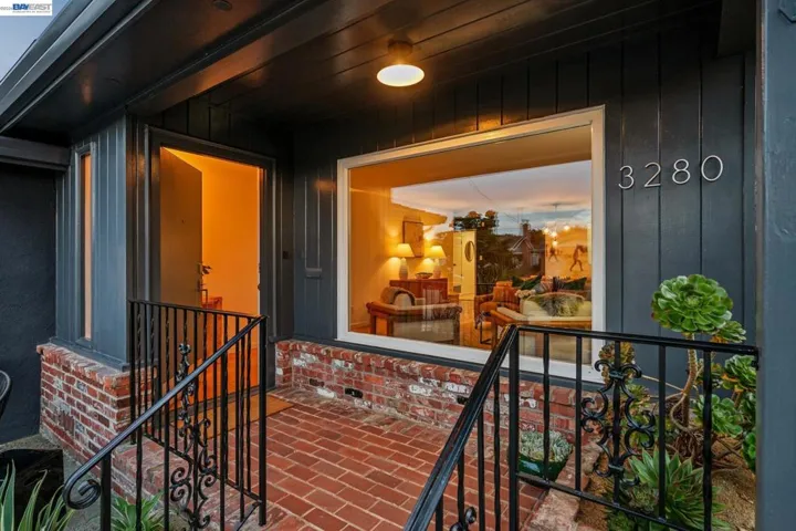 3280 Adams St, Alameda, California 94501