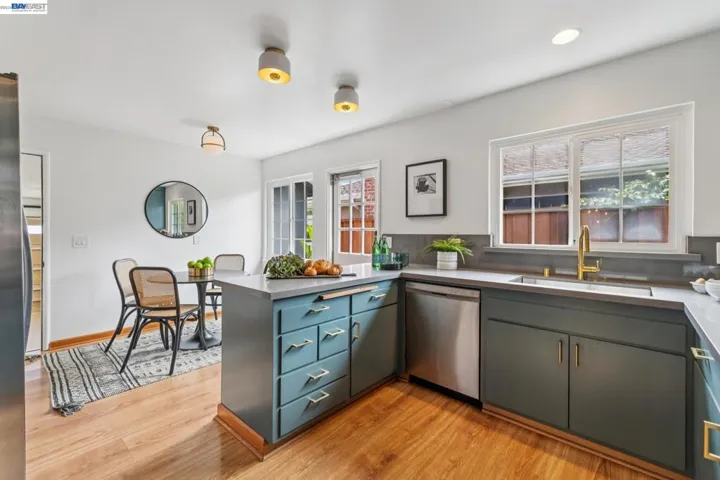 3280 Adams St, Alameda, California 94501