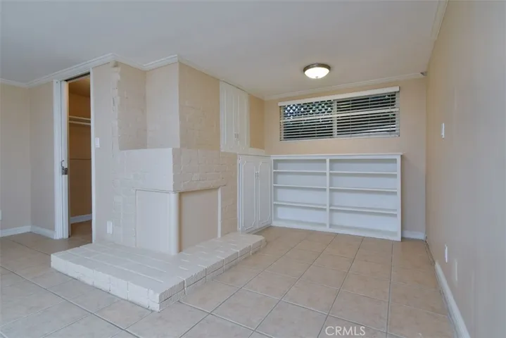 14334 1/2 Tiara, Van Nuys, California 91401