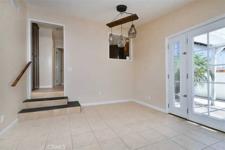 14334 1/2 Tiara, Van Nuys, California 91401