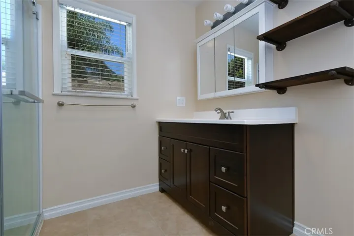 14334 1/2 Tiara, Van Nuys, California 91401